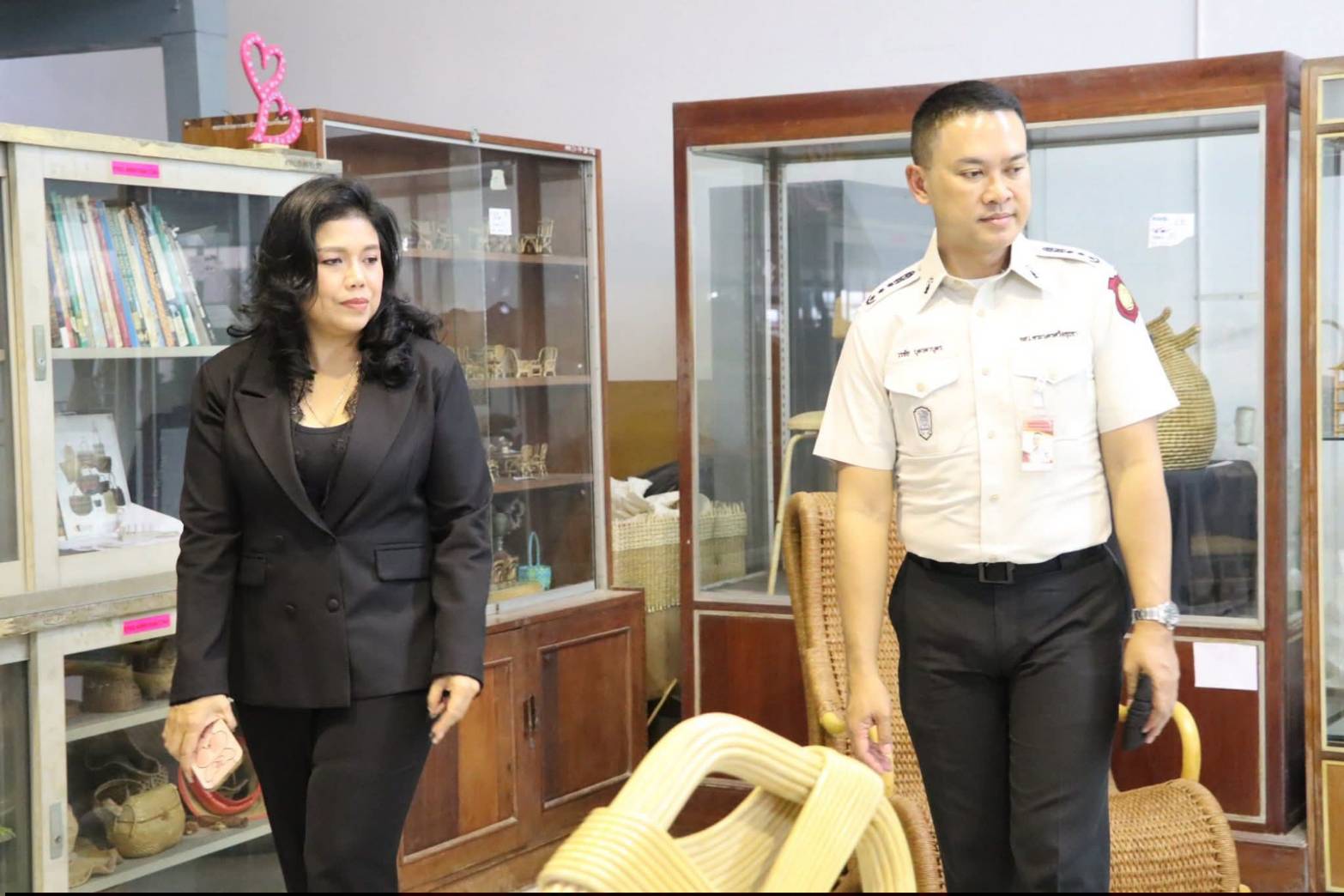 title - ผู้อำนวยการศูนย์ส่งเสริมและพัฒนาอาชีพเสริมนอกภาคการเกษตร ให้การต้อนรับ ผู้อำนวยการทัณฑสถานวัยหนุ่มพระนครศรีอยุธยา พร้อมด้วย ผู้อำนวยการส่วนและหัวหน้าฝ่ายทัณฑสถานฯ เข้าเยี่ยมชมแผนกฝึกอบรมทั้ง 12 แผนก และพื้นที่ภายในศูนย์ส่งเสริมและพัฒนาอาชีพเสริมนอกภาคการเกษตร 